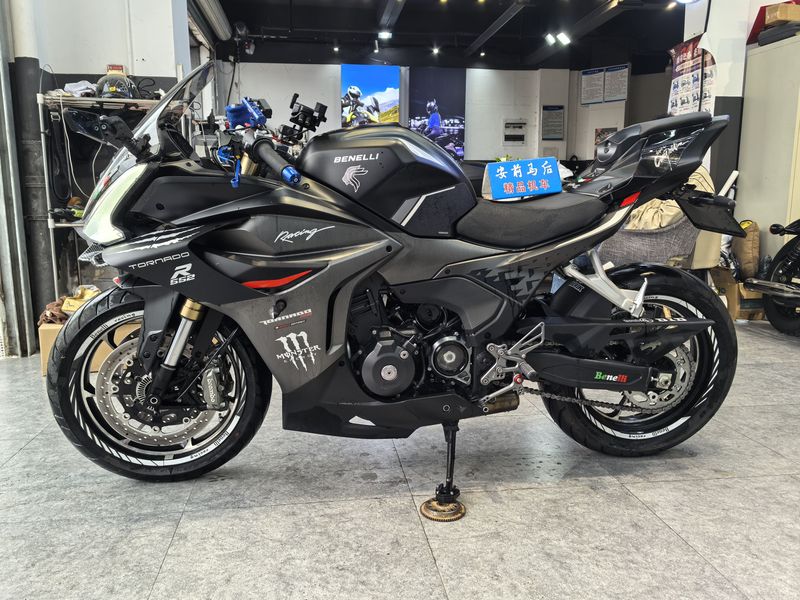 二手贝纳利龙卷风 Tornado 552R