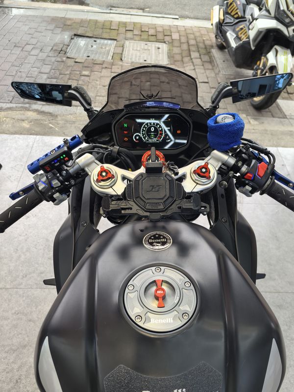 二手贝纳利龙卷风 Tornado 552R