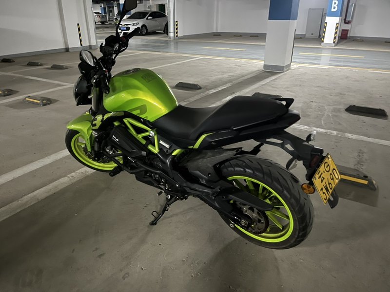 二手贝纳利蓝宝龙 BN302S