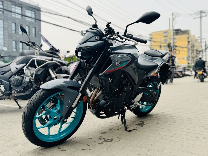 二手雅马哈MT-03