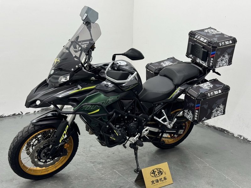 二手贝纳利金鹏 TRK502