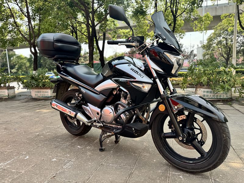 二手豪爵铃木骊驰 GW250