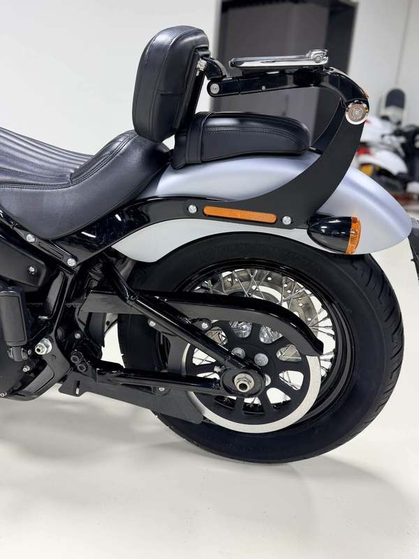 二手哈雷戴维森街霸 Street Bob