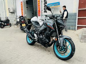 二手雅马哈MT-03