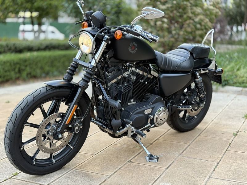 二手哈雷戴维森Iron883 硬汉