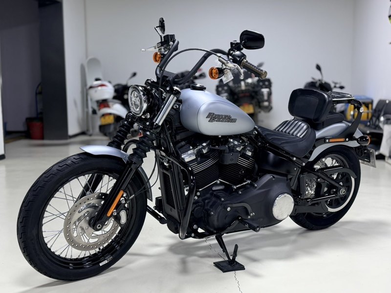 二手哈雷戴维森街霸 Street Bob