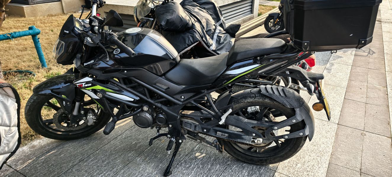 二手贝纳利红宝龙 TNT150i