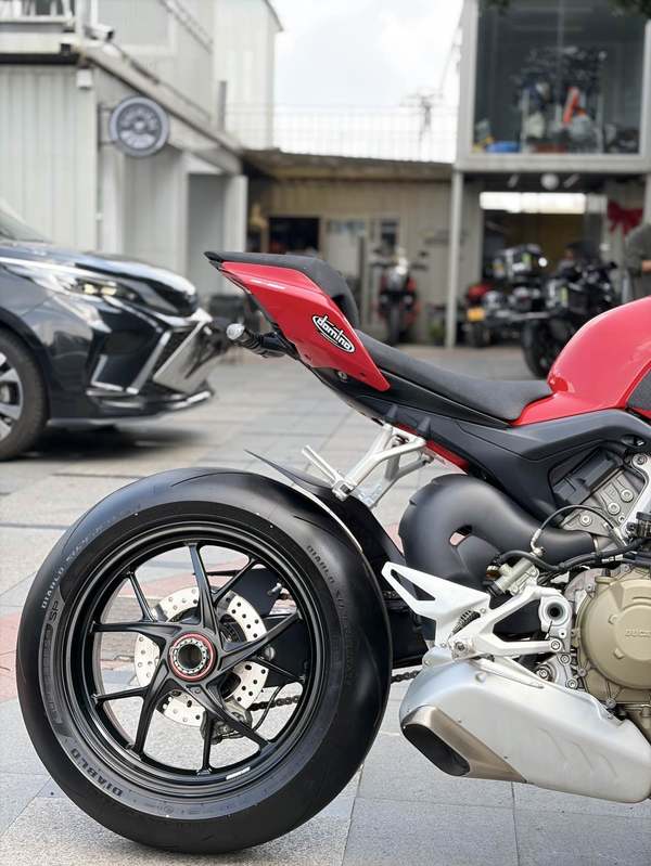 二手杜卡迪Street Fighter V4