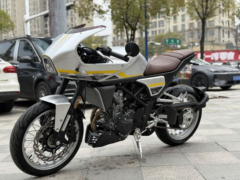 二手凯越321F-Cafe