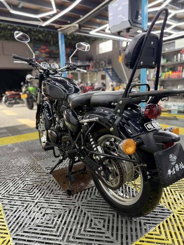 二手贝纳利帝国 imperiale 400