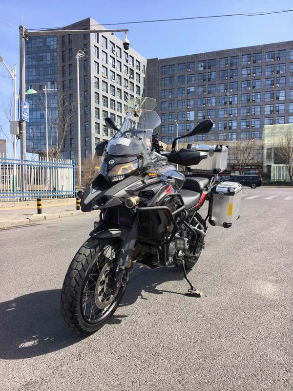 二手贝纳利金鹏 TRK502