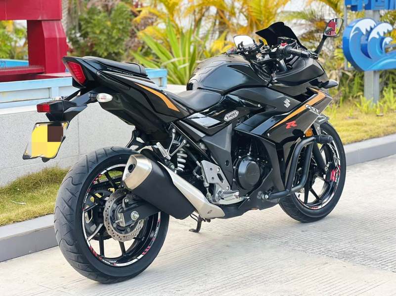二手豪爵铃木GSX250R