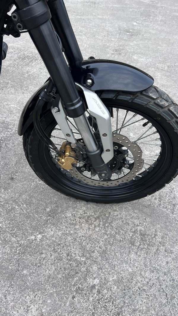 二手五羊本田鸷道 CB190SS