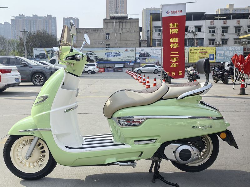 二手南方梦拉丽莎 飞戈