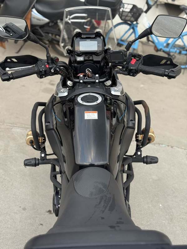 二手豪爵铃木DL250