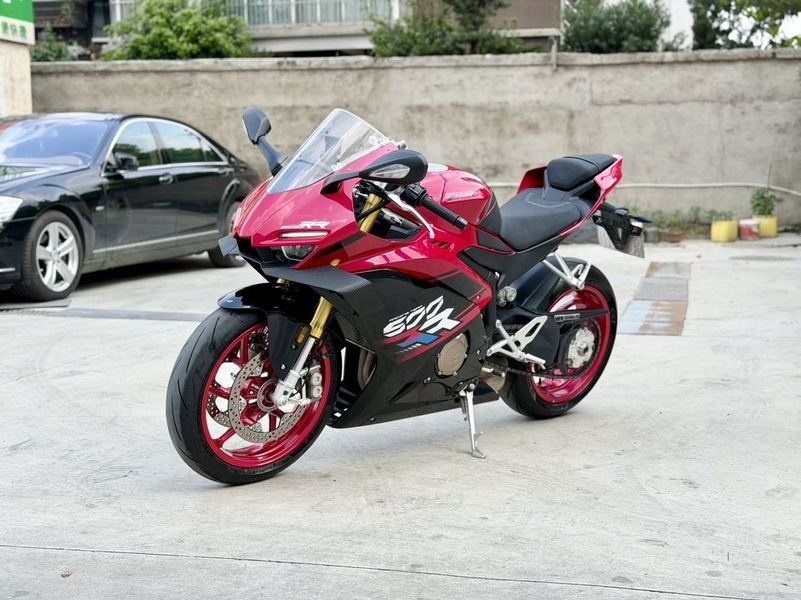 二手张雪机车500RR