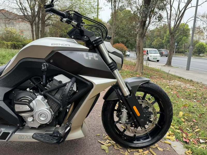 二手奔达LFC700 燎