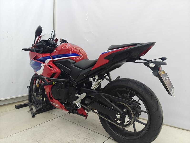 二手本田CBR400R