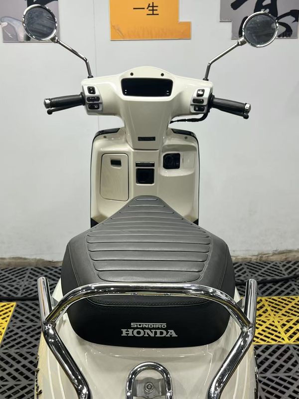 二手新大洲本田NS125LA