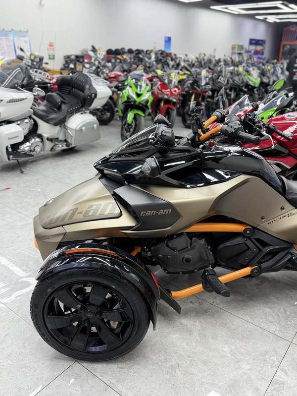 二手庞巴迪Spyder F3 