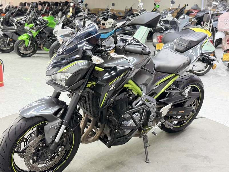 二手川崎Z900