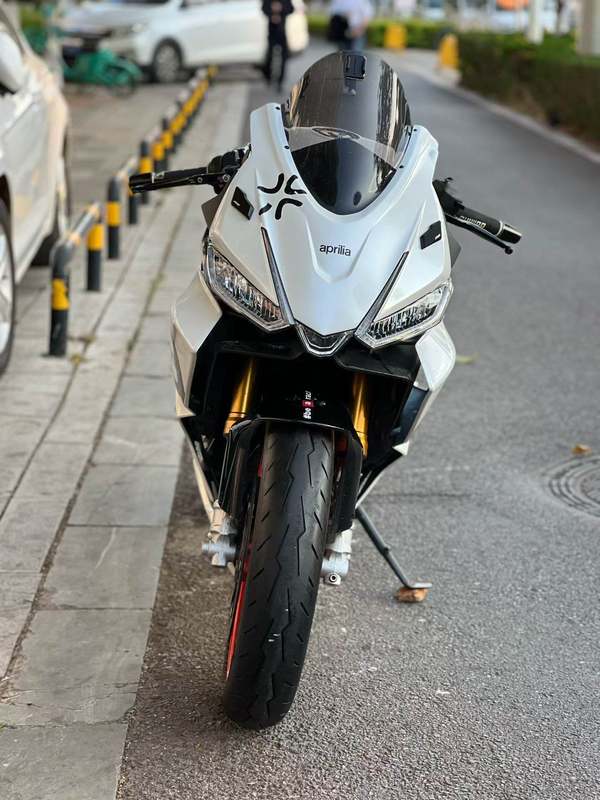 二手阿普利亚RS 660 