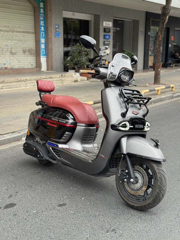 二手维多利亚Sixties 150Si