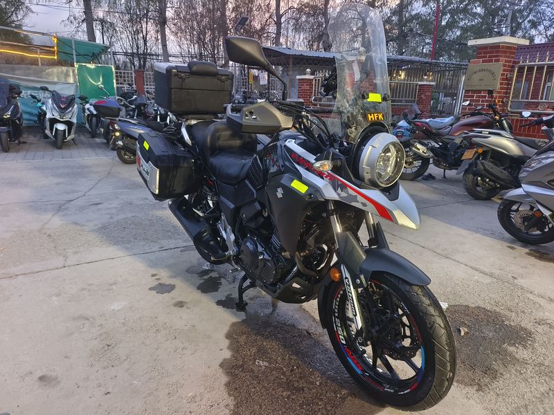 二手豪爵铃木DL250