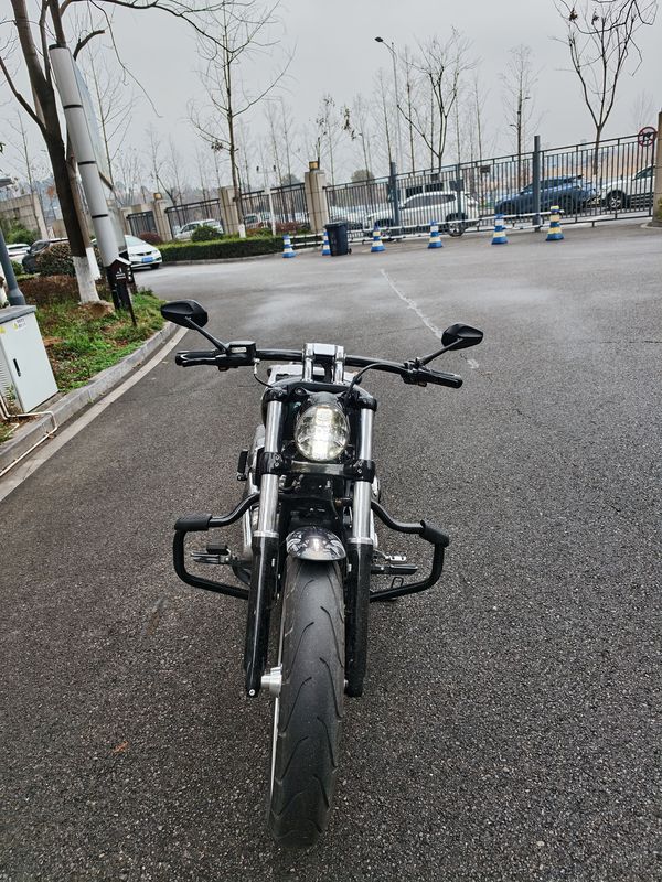 二手哈雷戴维森突破者 Breakout