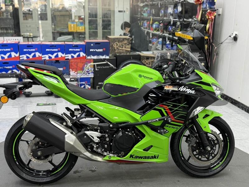 二手川崎Ninja 400