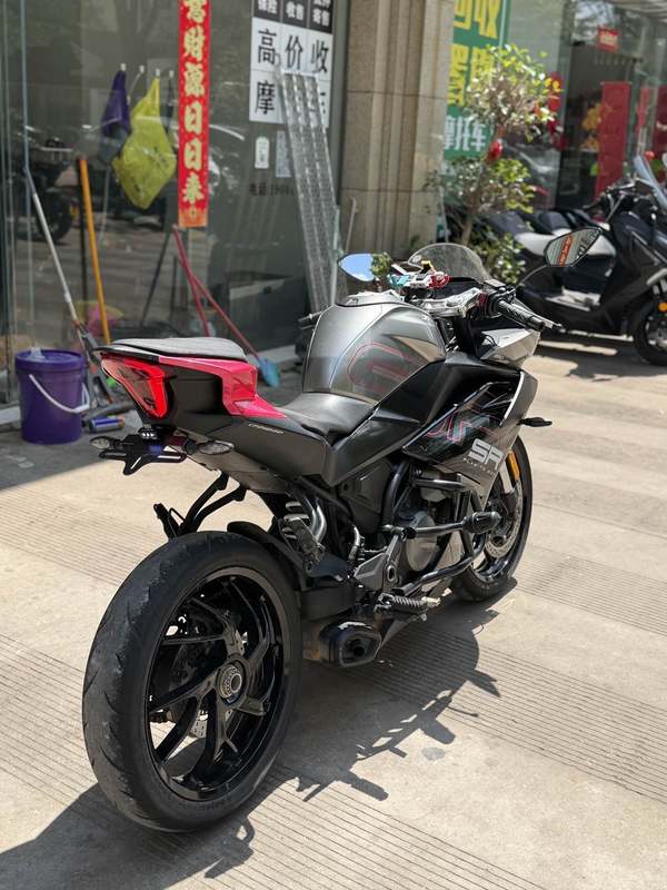 二手春风250SR