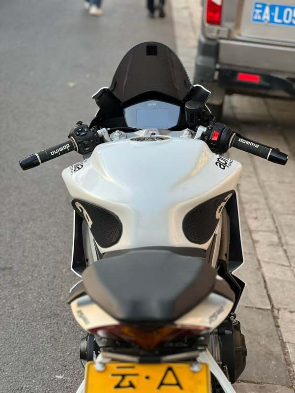 二手阿普利亚RS 660 