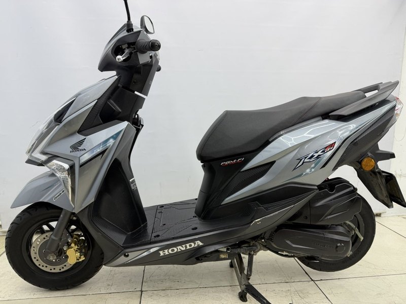 二手新大洲本田裂行 RX125Fi