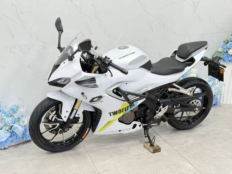 二手QJMOTOR赛250