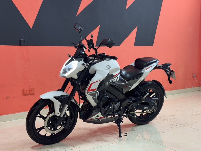 二手贝纳利小迅龙 BN150S