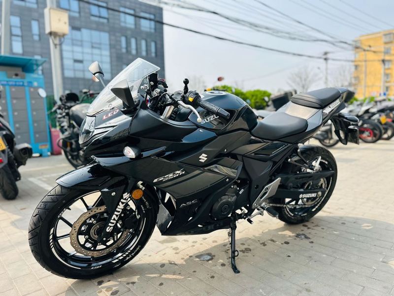 二手豪爵铃木GSX250R