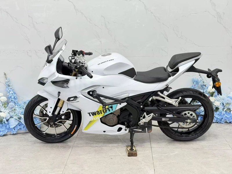 二手QJMOTOR赛250