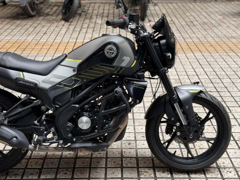 二手贝纳利幼狮 Leoncino 150