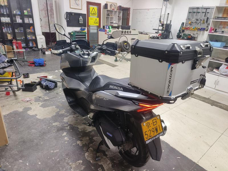 二手五羊本田PCX