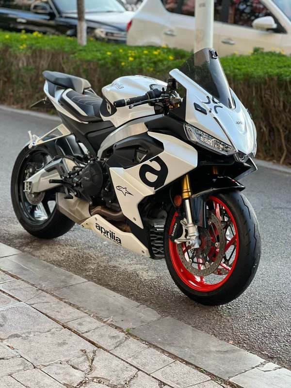 二手阿普利亚RS 660 