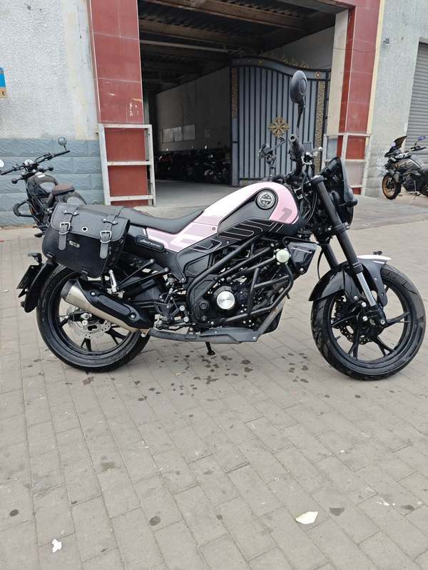 二手贝纳利幼狮 Leoncino 150