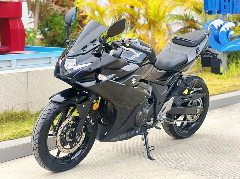 二手豪爵铃木GSX250R