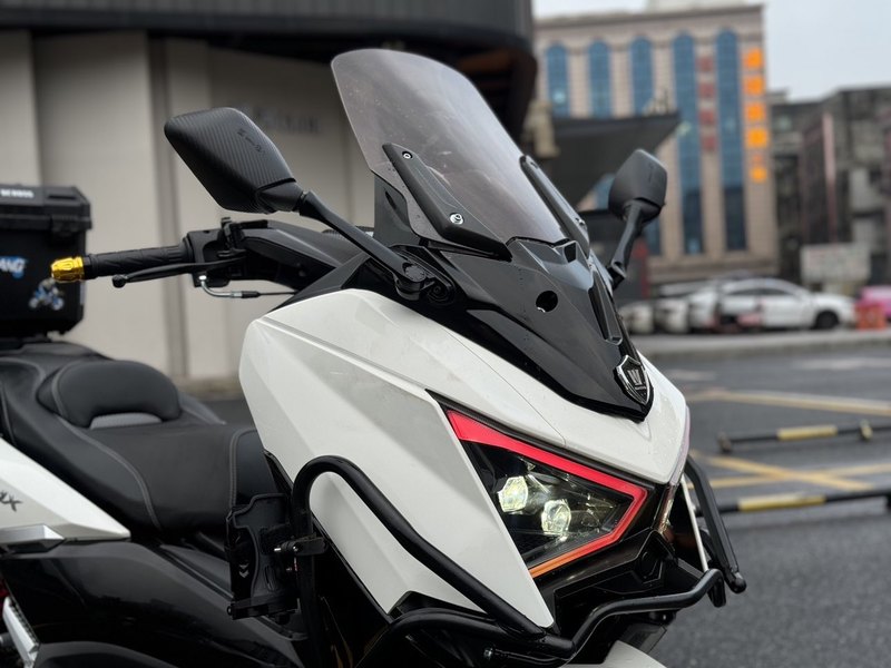 二手望雅猛士四代