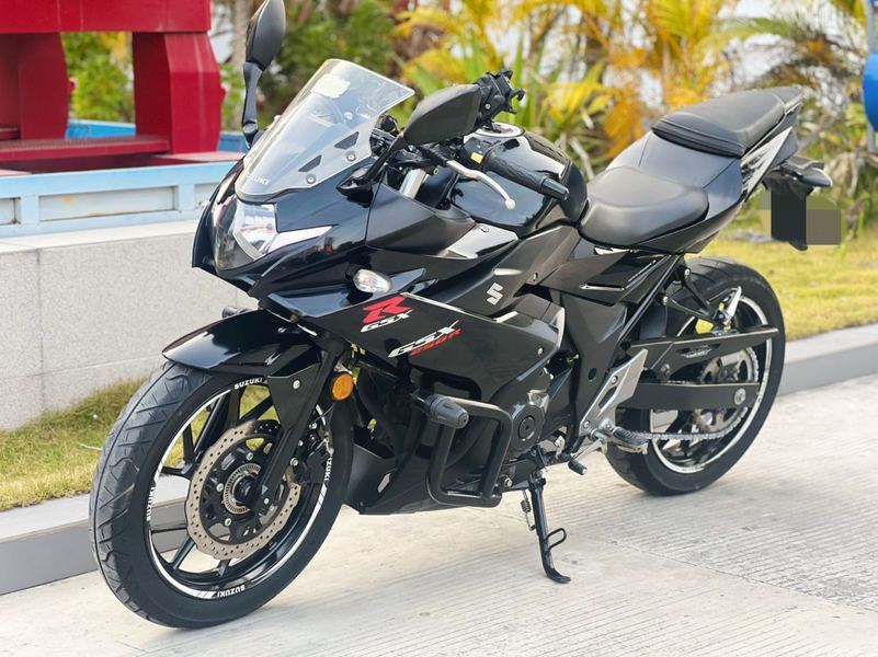 二手豪爵铃木GSX250R