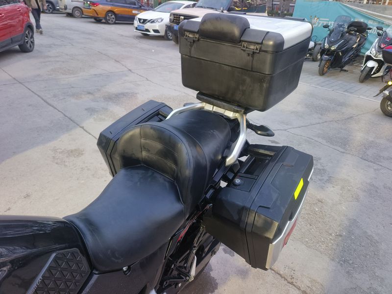 二手豪爵铃木DL250