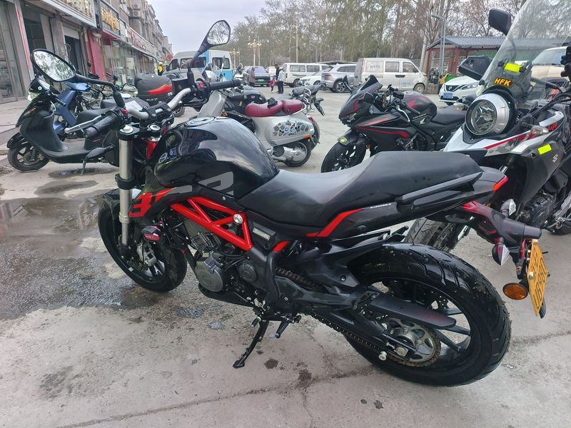 二手贝纳利蓝宝龙 BN302S