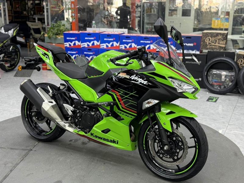 二手川崎Ninja 400
