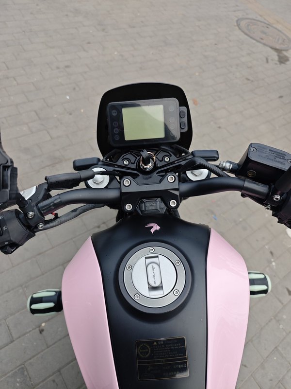 二手贝纳利幼狮 Leoncino 150