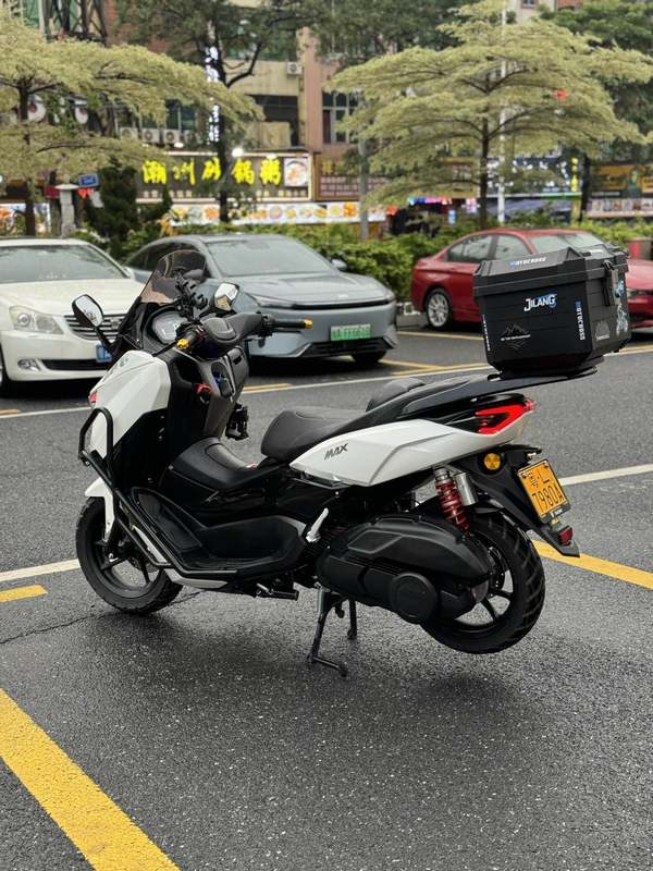 二手望雅猛士四代