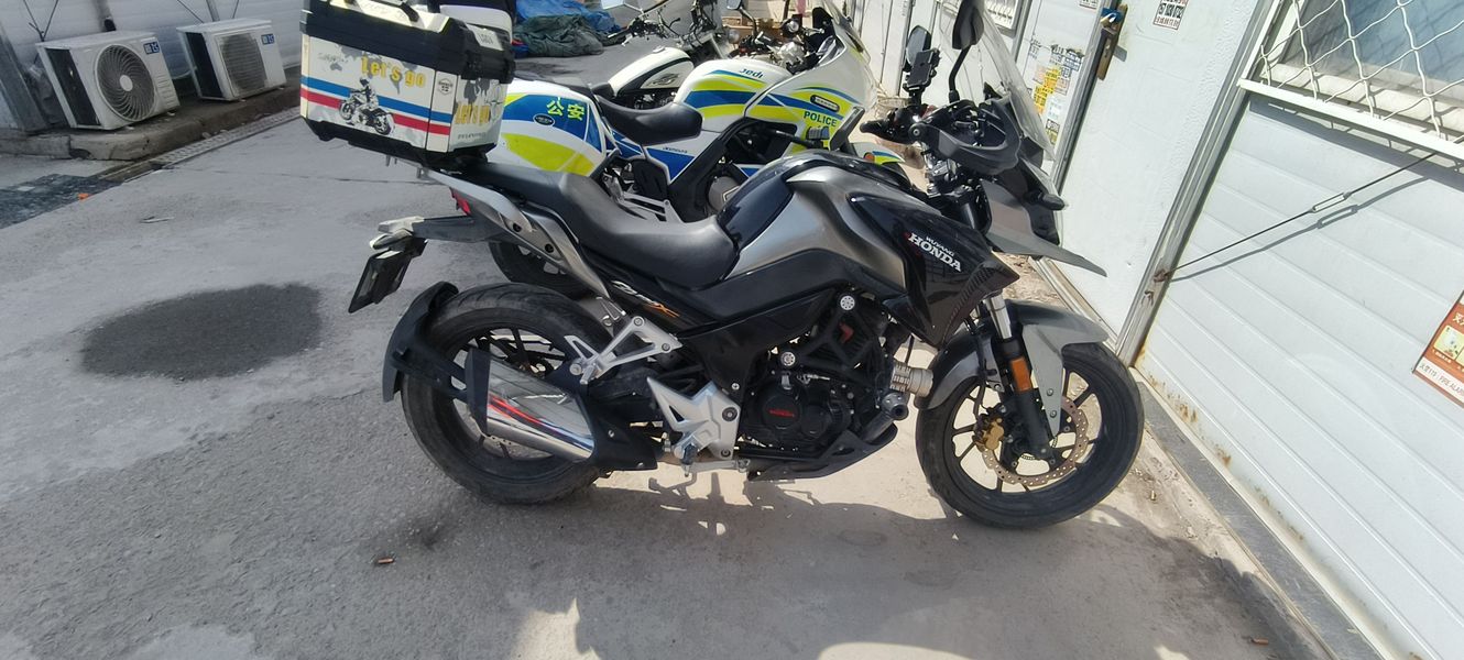 二手五羊本田猛鸷 CB190X